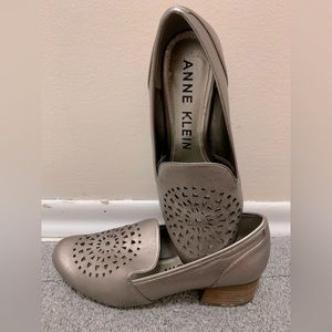 ANNE KLEIN Loafers  Pewter Perforated Laser Cut Slip On